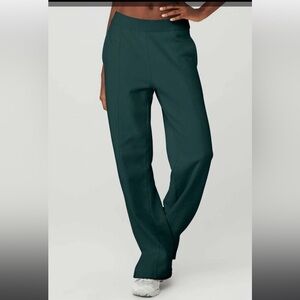High-Waist Free Time Straight Leg Sweatpant by Alo